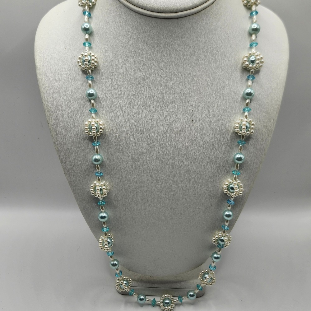 Vintage Blue and White Faux Pearl‎ Beaded Necklace with Floral Accents